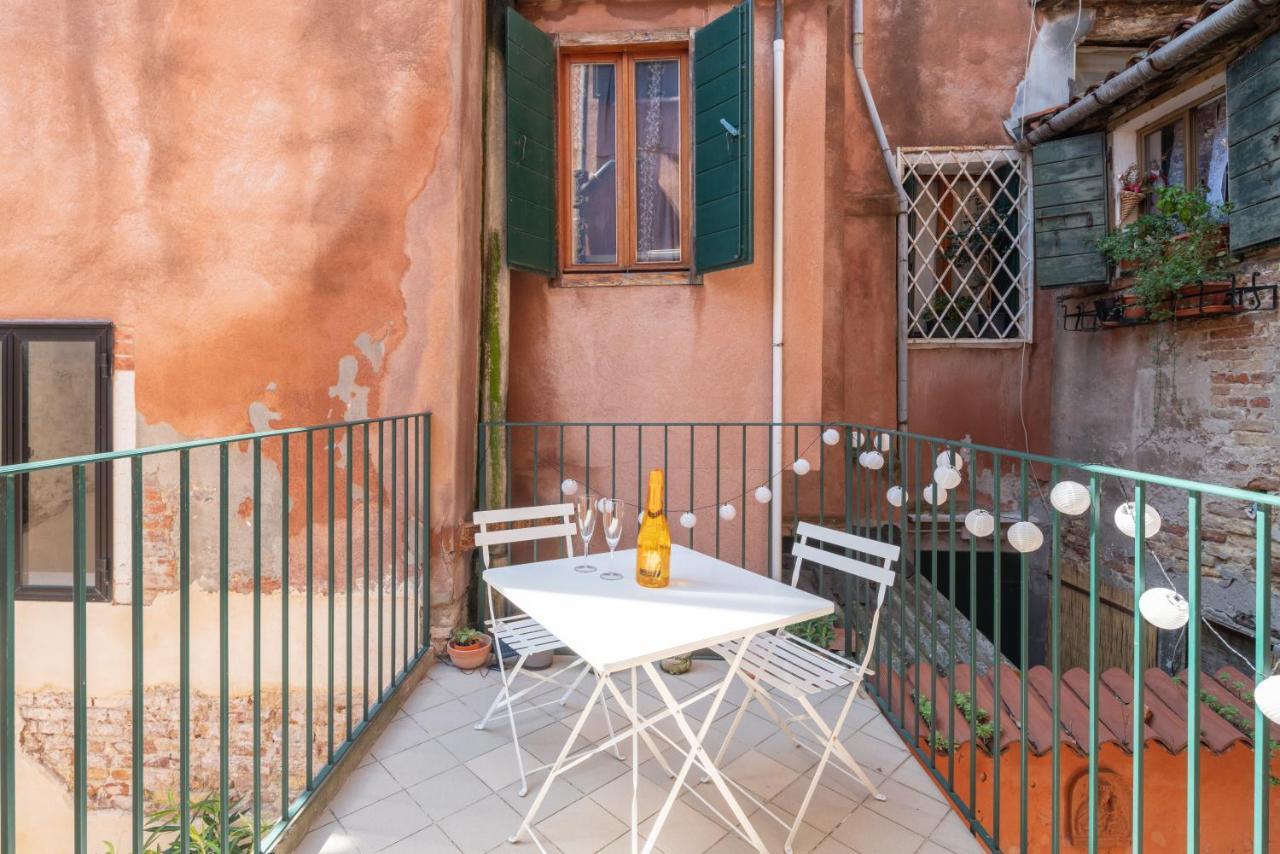 Maison Valentina Veneţia Exterior foto